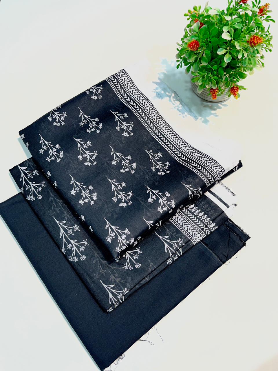 Sahara Lawn 3pc Suit