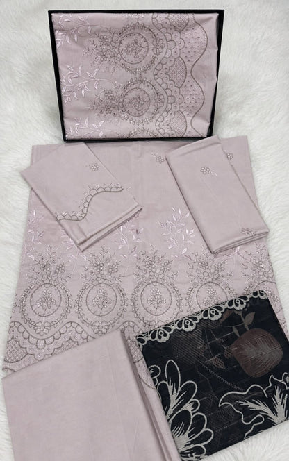 Taiba noor Lawn embroidered 3Pc