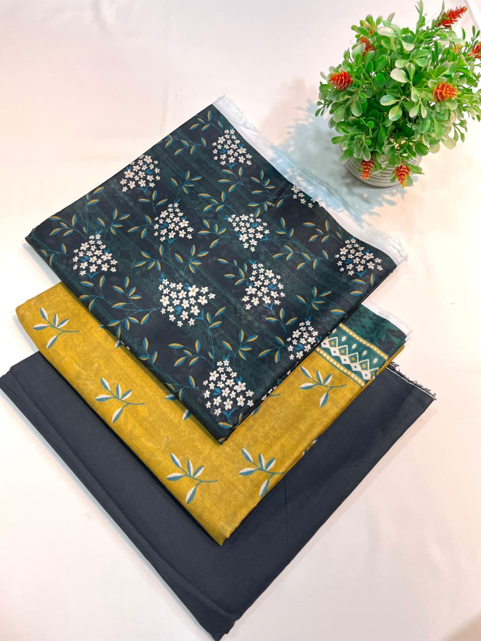 Sahara Lawn 3pc Suit